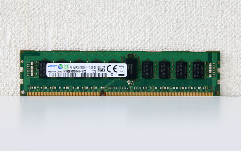 M393B5270DH0-YK0 Samsung 4GB DDR3-1600 PC3L-1280