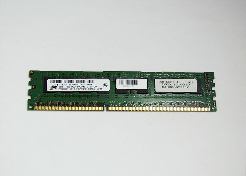 商品説明 MT9JSF12872AZ-1G4F1 Micron 1GB DDR3-1333 240pin 1.5V ECC UDIMM 中古品、動作確認済み。 ※サーバー用メモリですので通常のPCでは使用できません。 商品の詳細 メーカー:Micron Technology Model:MT9JSF12872AZ-1G4F1 容量:1GB メモリタイプ:DDR3-1333 UDIMM エラーチェック:ECC Pin:240pin 電圧:1.5V 付属品 なし