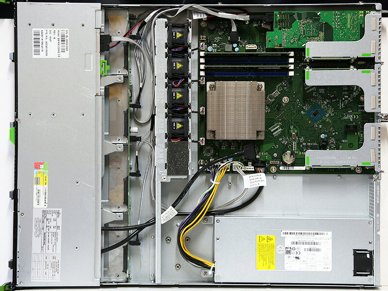 PRIMERGY RX1330 M2 PYR1...の紹介画像3