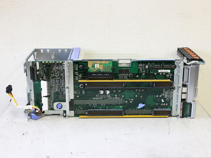 71P8989 IBM eServer xSeries 445用 I/Oボード+拡張スロット【中古】 - Image 3