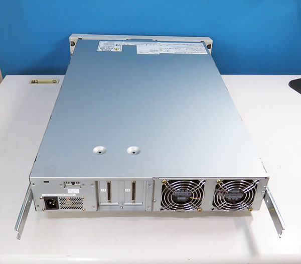 N8141-28B NEC �ǥХ������ߥ�˥å� N8151-59 ��¢LTO2(Ultrium2)�ɥ饤��2����ܡ���š�