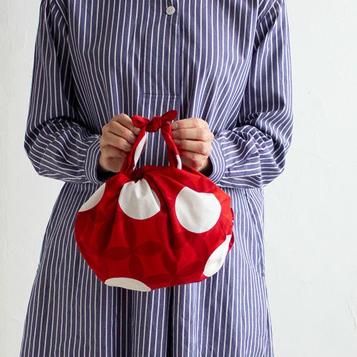 風呂敷 ハレ包み 七宝 アカ 二巾 70cm 綿100% 綿 ふろしき 綿風呂敷 日本製 内祝 結婚祝 お祝い 長寿 引出物 無料ギフト対応 ギフト お祝い 内祝 結婚 出産 お返し エコバッグ 習い事 着替え包み ランチョンマット 包む 包み 名入れ "風呂敷 ハレ包み 七宝 アカ 二巾 70cm"