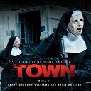 ◆タイトル: The Town (オリジナル・サウンドトラック) サントラ◆アーティスト: Harry Gregson-Williams / David Buckley◆現地発売日: 2020/11/06◆レーベル: Watertower Music◆その他スペック: オンデマンド生産盤**フォーマットは基本的にCD-R等のR盤となります。Harry Gregson-Williams / David Buckley - The Town (オリジナル・サウンドトラック) サントラ CD アルバム 【輸入盤】※商品画像はイメージです。デザインの変更等により、実物とは差異がある場合があります。 ※注文後30分間は注文履歴からキャンセルが可能です。当店で注文を確認した後は原則キャンセル不可となります。予めご了承ください。[楽曲リスト]1.1 Charlestown 1.2 Bank Attack 1.3 Doug Reflects 1.4 FBI Show ; Tell 1.5 Oxycontin 1.6 Healing and Stealing 1.7 Nuns with Guns 1.8 The Necklace 1.9 The Wreath 1.10 Cathedral of Boston 1.11 Fenway 1.12 Who Called 911? 1.13 Making the Switch 1.14 Sunny Days 1.15 Leaving 1.16 The Letter