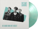 ◆タイトル: De Aard Van Het Beest◆アーティスト: 3JS◆現地発売日: 2020/09/04◆レーベル: Music on Vinyl◆その他スペック: 180グラム/Limited Edition (限定版)/ボーナス・トラックあり3JS - De Aard Van Het Beest LP レコード 【輸入盤】※商品画像はイメージです。デザインの変更等により、実物とは差異がある場合があります。 ※注文後30分間は注文履歴からキャンセルが可能です。当店で注文を確認した後は原則キャンセル不可となります。予めご了承ください。[楽曲リスト]1.1 The Future 1.2 What You Miss 1.3 The Days (Where Are We Going?) 1.4 Dance Until It's Over 1.5 The Child in Me 1.6 A Man Alone 1.7 The Bridge 1.8 The Sunny Side of the Street 1.9 Why Would You Go? 1.10 Then Think of Me 1.11 What If? (I Want You with Me) 1.12 For Those Who Wait (Bonus Track)The 3Js' new studio album was produced entirely by the band this time. In the run-up to album release of de Aard Van Het Beest, the Volendammers released the second single from the album Wat Je Mist. The line that has already been carefully mapped out with the single released last year De Toekomst, the first with the talented Robin in the ranks, is continued on the new album. We decided from the first moment to make our most positive record ever, says Dulles. A spontaneous musical idea by Robin resulted in this spring-fresh song, in which the sound of 3JS is combined with gospel and hip-hop influences. The 3JS therefore asked SO! Gospel Choir to sing along to the song.The album is available as a limited and numbered edition of 500 pieces on colored (transparent & green mixed) vinyl.