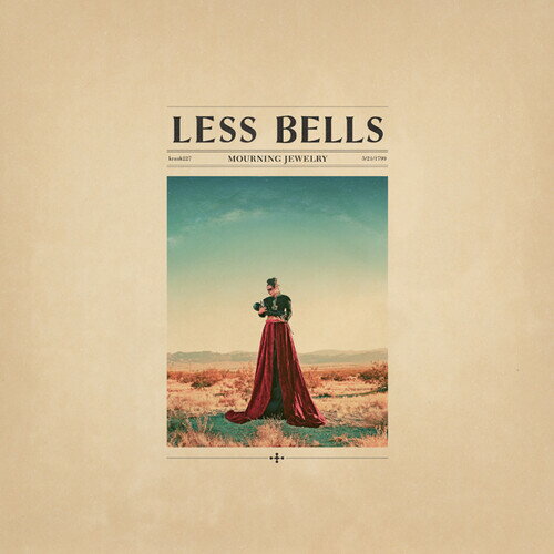 ◆タイトル: Mourning Jewelry◆アーティスト: Less Bells◆現地発売日: 2020/08/21◆レーベル: KrankyLess Bells - Mourning Jewelry LP レコード 【輸入盤】※商品画像はイメージです。デザインの変更等により、実物とは差異がある場合があります。 ※注文後30分間は注文履歴からキャンセルが可能です。当店で注文を確認した後は原則キャンセル不可となります。予めご了承ください。[楽曲リスト]1.1 Brooch 1.2 Fiery Wings 1.3 The Gates 1.4 Queen Of Crickets 1.5 The Fault 1.6 Plait 1.7 The FangThe sophomore offering by Julie Carpenter's textural orchestral entity Less Bells takes it's title from a storied strain of decorative objects worn in remembrance of lost loved ones: Mourning Jewelry. The album shares a similar mood of devotional pageantry, stirring ornamental laments born from a need to create beauty out of grief. Utilizing an amalgam of strings, synthesizers, and choirs, the pieces ascend and descend in grand, glimmering arcs, ebbing from passages of baroque complexity to expanses of haunting emptiness. Certain songs also skew more overtly western than ever before, deeply reverbed plucks of banjo refracted against glowing horizons of sunrise drone: Americana gone ambient.Furthering the music's mystic intentionality, the track titles comprise the major arcana of a tarot deck from an alternate universe, lorded over by the Queen Of Crickets, ruler of The Gates, The Fault, and The Fang. Even so, the record requires no psychic divination to glean it's fragile majesty, it's muted tumult of mirage and melody. The beauty it possesses is too blatant, and bountiful.