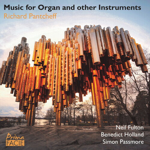 ◆タイトル: Richard Pantcheff: Music For Organ ＆ Other Instruments◆アーティスト: Richard Pantcheff / Passmore / Fulton / Holland◆現地発売日: 2023/07/21◆レーベル: Prima Facie◆その他スペック: 輸入:UKRichard Pantcheff / Passmore / Fulton / Holland - Richard Pantcheff: Music For Organ ＆ Other Instruments CD アルバム 【輸入盤】※商品画像はイメージです。デザインの変更等により、実物とは差異がある場合があります。 ※注文後30分間は注文履歴からキャンセルが可能です。当店で注文を確認した後は原則キャンセル不可となります。予めご了承ください。[楽曲リスト]1.1 Nocturnus I (Flugelhorn and Organ) 1.2 Chorale Preludes - No.1: 'Jesu Sei Nun Gepreiset' (Organ Solo) 1.3 Chorale Preludes - No.2: 'Jesu, Meine Freude' (Organ Solo) 1.4 Chorale Preludes - No.3: 'Befiel Du Deine Wege' (Organ Solo) 1.5 Chorale Preludes - No.4: 'Weg, Mein Herz, Mit Den Gedanken' (Organ Solo) 1.6 Chorale Preludes - No.5: 'O Mensch, Bewein Dein Suende Gross' (Organ Solo) 1.7 Chorale Preludes - No. 6: 'Kyrie, Gott Vater in Ewigkeit' (Organ Solo) 1.8 Sonata for Violin and Organ: I - Canzona (Violin and Organ) 1.9 Sonata for Violin and Organ: II - Romanza (Violin and Organ) 1.10 Sonata for Violin and Organ: III - Tarantella (Violin and Organ) 1.11 'Agnus Dei' (Violin and Organ) 1.12 Nocturnus VI (Organ Solo) 1.13 Fantasia on 'Haec Dies' (Organ Solo)Following on from the successful release of Passacaglia on a Theme of Benjamin Britten and Other Organ Works (PFCD174-5), organist Simon Passmore returns to the organ of St. Ann's Church, Manchester, for this second volume of organ music by British composer Richard Pantcheff. This new disc comprises works for organ solo, as well as works written for organ with other instruments: Violin (Benedict Holland), and Flugelhorn (Neil Fulton). The programme contains highly melodic modal works, including the Sonata for Violin and Organ (Opus 74) and it's forerunner 'Agnus Dei' (Opus 41). The more contemporary Nocturnus I (Opus 90, No. 1) for Flugelhorn and Organ is complemented here by the solo organ work which completes the Nocturnus series of compositions, Nocturnus VI (Opus 90, No. 6). Both works were completed while the composer was living in South Africa. Lastly, the six Chorale Preludes (2021/No. 2) for solo organ are here recorded in full for the first time. Written during the depths of the pandemic, these sparse, elevated, works are like icons in music: where time seems to stand still, and the listener is immersed in the intense spiritual dialogue presented in the music. Simon Passmore is originally from Hexham, Northumberland. He was a chorister at Hexham Abbey where he received piano lessons from the Directors of Music, John Green and Michael Haynes, and later with Newcastle University's Head of Keyboard, David Murray. He completed a BMus at the Royal Northern College of Music in Manchester, studying with Murray McLachlan, and went on to take a Postgraduate Diploma in Repetiteur Studies, supported by a full scholarship. Simon was Director of Music at St Ann's Church between 2015-2022, and had previously been organ scholar there from 2011, studying with the late Ronald Frost. Simon currently lives in Altrincham and works full-time at Chetham's School of Music as a staff pianist.