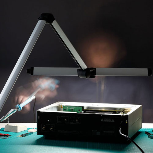 【訳あり】山田照明 Zライト Z-Light LEDデスクライト シルバー Z-208LED SL デスクライト led 精密作..