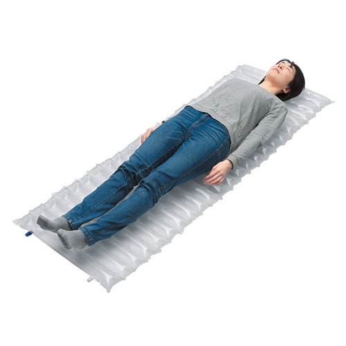 カクセー 非常用エアーマット 空気入れ付 AMT-01（楽天・Webby）