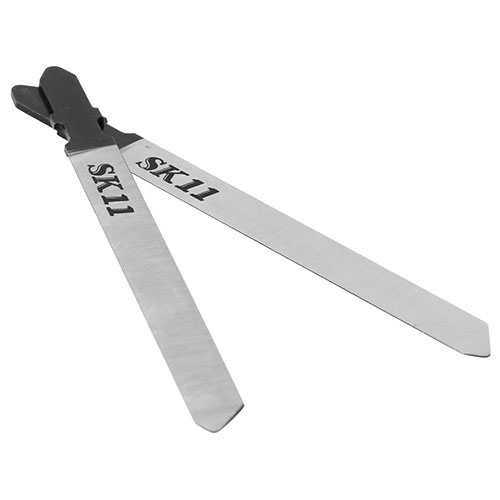 -------------------------------------------------------------- 画像はイメージです。 ※ PC環境により実際の色味や質感と異なって表示される場合がございます。 ※ 部品・パーツなどの一部の商品では本体の商品画像を使用しております。 ※ 製品の仕様・画像・パッケージは、メーカー側から予告なく変更される場合があります。 -------------------------------------------------------------- ジグソー用交換ブレードです。■ナイフ刃(ゴム・皮・ダンボール)の切断。■ナイフ刃で、ゴム・皮・ダンボールの切断に適しています。【仕様】2枚入全長：100mm切断能力：ゴム・皮(30mm以下)、ダンボール・発泡スチロール(50mm以下)材質：NB(特殊刃物鋼)【注意】・不適切な取り扱いは、重大事故につながりかねません。・電動本機の取り扱いはメーカー取り扱い説明書をよくお読みの上、正しく安全にご使用下さい。・ご使用機種により、切断厚は異なります。・使用本機により、使用できないブレードがありますので、本機取付部(ブレード形状)をお確かめ下さい。 【#177】　