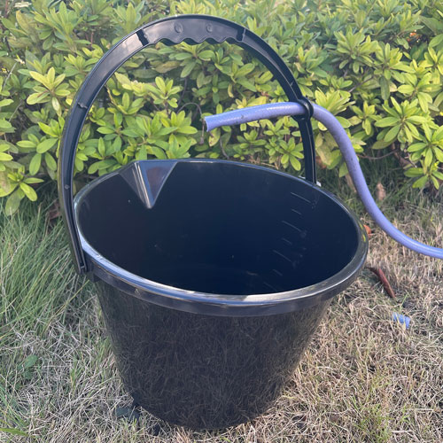 ハンディ・クラウン 強化型ポリバケツ 8L
