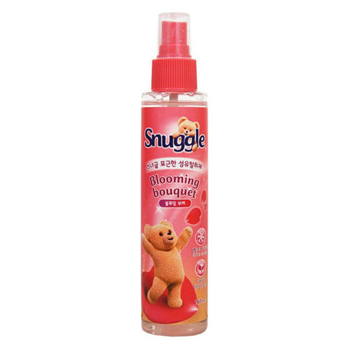 スナッグル ファブリックフレッシュナー ブルーミングブーケ 150ml