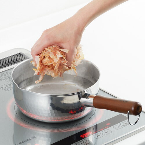 ヨシカワ 郷技 20cm YJ2554 雪平鍋 ステンレス製 IH対応 ガス火対応 中型 使いやすい 片手鍋 味噌汁 煮物 下ごしらえ 少量~二人分幅広く対応 軽量 清潔感あり 洗いやすい 日本製 燕三条製 行平鍋 ゆきひら鍋 キッチン調理器具