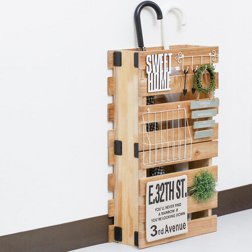 狭い玄関で便利な傘立てをdiy 100均のすのこを用いた簡単な作り方を解説 暮らし の