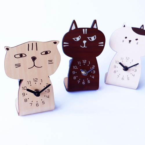 ヤマト工芸 chara cats キャラキャッツ 置き時計 ミヤビ N シナ・クリアー YK20-103 時計 アナログ時計 卓上時計 卓上 アナログ 猫 ネコ ねこ 木製 日本製 [2]
