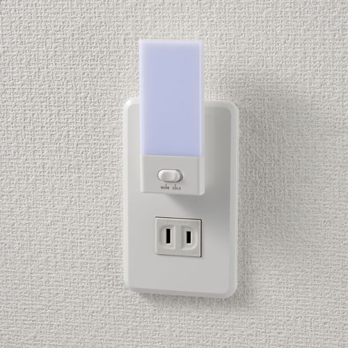 エルパ ELPA LEDセンサー付きライト PM-L104