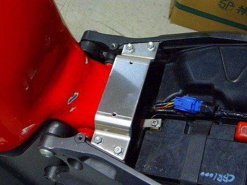 CLEVER WOLF クレバーウルフ シートステー CBR1000RR HONDA ホンダ シート関連 外装