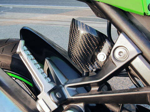 A-TECH エーテック リアブレーキタンクガード ニンジャ250 KAWASAKI カワサキ その他汎用外装部品・ドレスアップパーツ 外装
