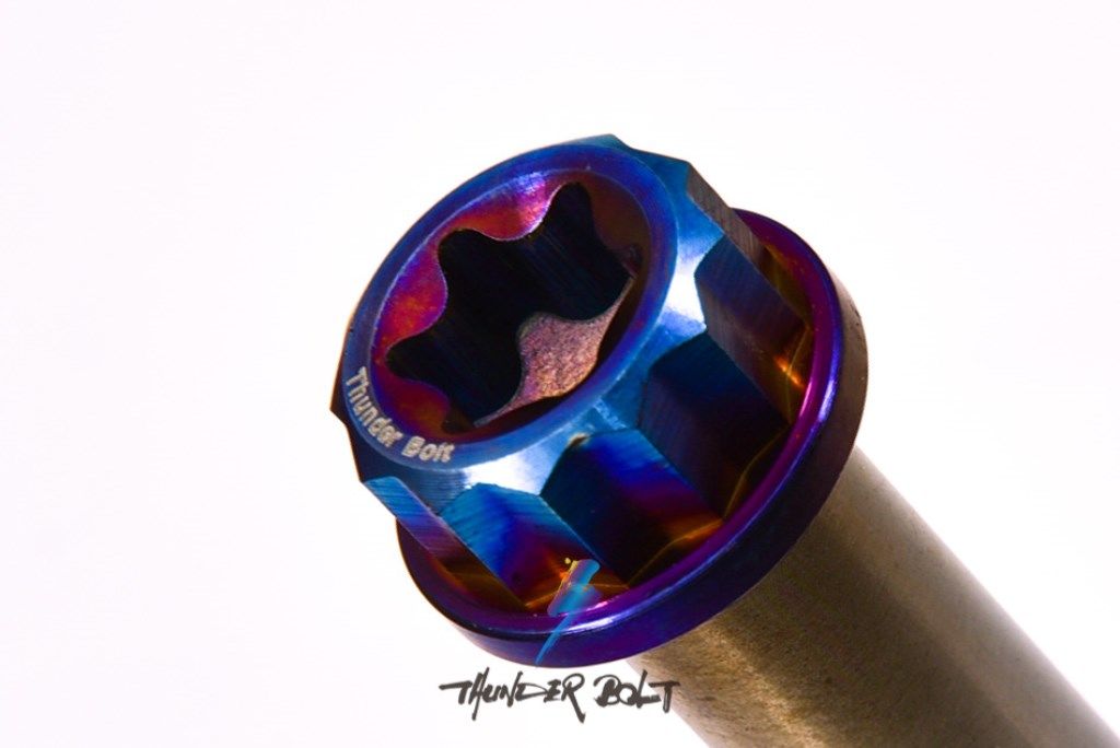THUNDER BOLT サンダーボルト M10×1.5 デュアルドライブ キャリパーボルト・マウン...