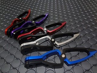 KOSO コーソー デュアルカラー ワイヤーホルダー汎用 【ブラック/レッド】 汎用 ブレーキホース・ワイ..