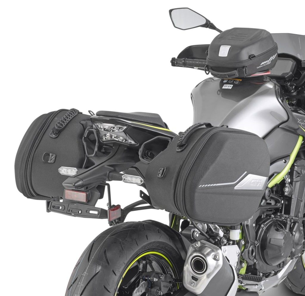 Givi Indonesia ジビインドネシア サイドキャリア Z900 KAWASAKI カワサキ バッグ・ボックス取り付けステー 車体用バッグ・ケース(2)