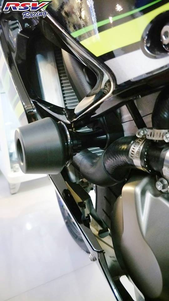 RSV racing アールエスブイレーシング Frame slider ZX6R-19 ZX-6R KAWASAKI カワ...
