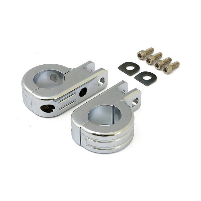 ■商品概要COLOR：CHROMEFITS 1-1／2 INCH TUBETAKES MALE MOUNT FOOTPEGS■注意点※輸入商材の為、納期が遅れる場合がございます。あらかじめご了承ください。　※画像はイメージです。