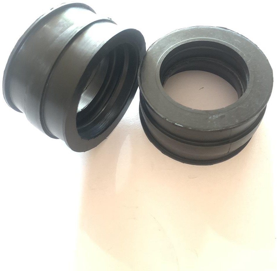 ■商品概要Fit for model：Yamaha SR400 - 500 Every year■詳細説明Product made in Thailand good quality and cheap price and easytoinstall■注意点※取り扱い説明書が付属する場合は外国語となります。※メーカー都合により商品の仕様変更がある場合がございます。ご了承ください。　※画像はイメージです。■適合車種SR400&ensp;SR400&ensp;&ensp;備考: Every yearSR500&ensp;SR500&ensp;&ensp;備考: Every year