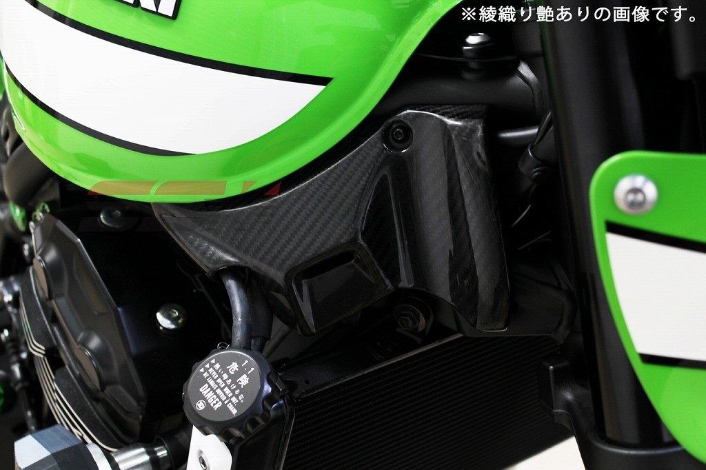 【外装パーツ】プーチ クラッシュパッド R12-TYPE ブラック FZ1／FAZER 06-13 《プーチ 5584N》◇Cr◇