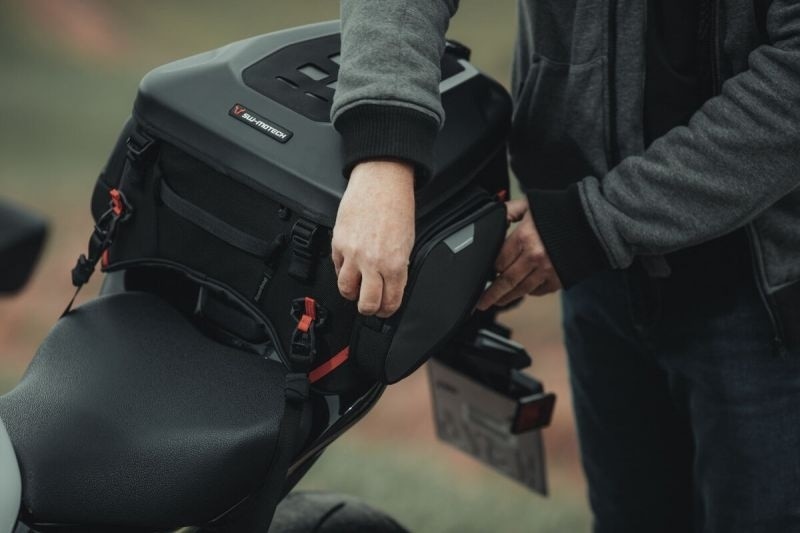 SW-MOTECH SWモテック PROリアバッグ TAILBAG シートバッグ 車体用バッグ・ケース