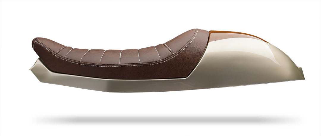 C-RACER シーレーサー カフェレーサーシート BONNEVILLE [ボンネビル] TRIUMPH トライアンフ シート シート関連 外装 ステッチカラー：Yellow：イエロー / ステッチタイプ：STRAIGHT：ストレート / 生地の仕様：Dark Brown：ダークブラウン