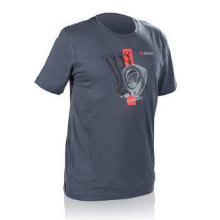 AKRAPOVIC アクラポビッチ ライフスタイルTシャツ RED STRIP Tシャツ アパレル