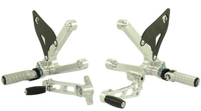 DUCABIKE (DBK) ドゥカバイク (ディービーケー) アジャスタブルステップキット SPORT 1000 PAUL SMART SUPERSPORT MH900e DUCATI ドゥカティ バックステップ ステップ 足回り ペースプレート・ステップバーカラー：シルバー / ステップバーホルダー・ペダルカラー：シルバー