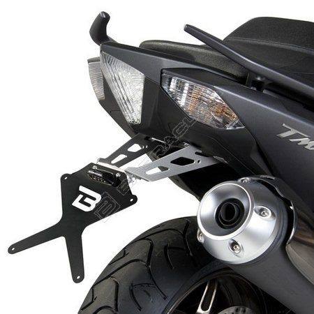 ■詳細説明バラクーダ モト ライセンスプレート リクライニング可能■注意点※ナンバープレートサイズが日本の規格ではない場合があります。取り付ける際にはステーによる加工などが必要となりますのでご注意ください。※取扱説明書が付属する場合は外国語となります。※輸入商材の為、納期が遅れる場合がございます。あらかじめご了承ください。※画像には他の商品が含まれている場合があります。※メーカー都合により商品の仕様変更がある場合がございます。ご了承ください。　※画像はイメージです。■適合車種T-MAX&ensp;T-MAX 年式: 12-16