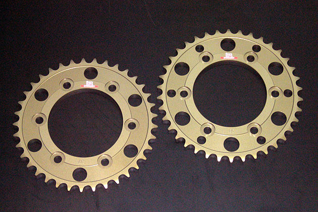 ISA アイエスエー リアスプロケット 【ドリブンスプロケット】 ST4S ST4 ST3 ST2 SS1000 SPORT1000 [スポーツ] MULTISTRADA 1000DS [ムルティストラーダ] MONSTER916 MONSTER [モンスター] 1100 S 03-05 1000Monoposto 1000Biposto DUCATI ドゥカティ 駆動系 丁数：37