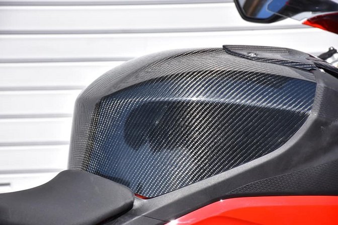 楽天市場】s1000rr タンクカバーの通販 楽天市場】s1000rr タンクカバーの通販