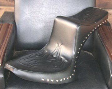 American Dreams アメリカンドリームス キング＆クィーンシート ファイヤーパターン Wスタッド ハーレーダビッドソン FL系SOFTAIL FX系SOFTAIL HARLEY-DAVIDSON シート シート関連 外装