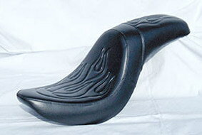 American Dreams アメリカンドリームス スズキ、サベージ専用 ガンファイターシート ファイヤーパターン サベージ400 サベージ650 SUZUKI スズキ シート シート関連 外装