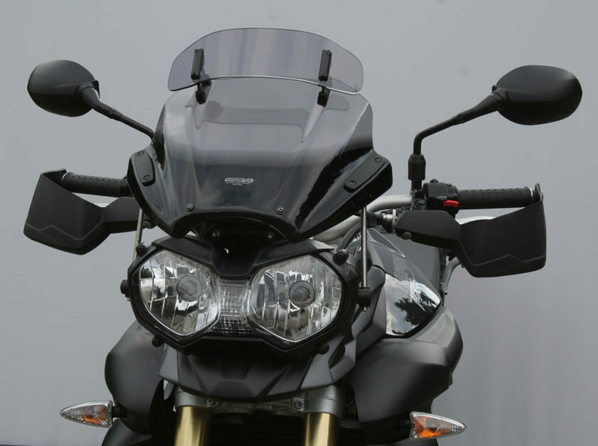 MRA エムアールエー ヴァリオ (VARIO) ツーリング スクリーン TIGER800 TIGER800XC TRIUMPH トライアンフ 外装 カラー：スモーク／グラデーション有り