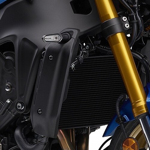 Y’S GEAR(YAMAHA) ワイズギア ラジエターサイドカバー／ウインカー移設キット XSR900 YAMAHA ヤマハ ラジエーター 冷却関連 エンジン 2