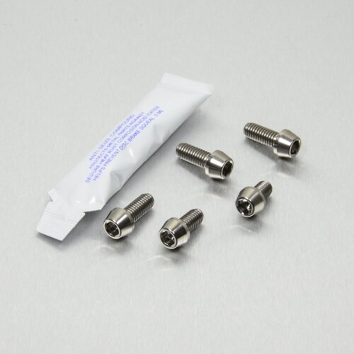 ■商品概要素材：チタン製品タイプ：ボディーワーク／フェアリング重さ：9.15g入数：5穴あけ加工：なし■詳細説明チタン フューエルキャップキット。燃料フィルターキャップ周辺のボルトを交換するキットです。塗装に映える色を選んだり、周辺に溶け込む落ち着いた色を選んだり。■注意点※メーカー都合により商品の仕様変更がある場合がございます。ご了承ください。■適合車種GSR750Z&ensp;GSR750Z 年式: 14-16