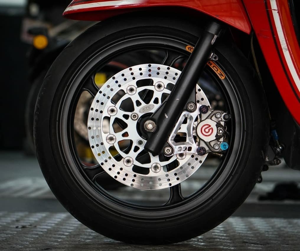 WR3 ���֥륢���륹�꡼ �ե���ȥ����ѡ����ݡ��� BREMBO�� Vario 150 Beat 125 Scoopy HONDA �ۥ�� �����ѡ����ݡ��ȡ��֥饱�å� �֥졼��