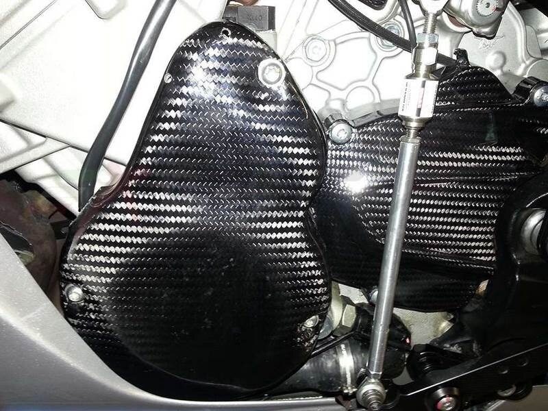 EXTREME COMPONENTS エクストリームコンポーネンツ Pinion protection for MV Agusta F3 (2012/2021) | CF31890 スプロケットカバー 外装