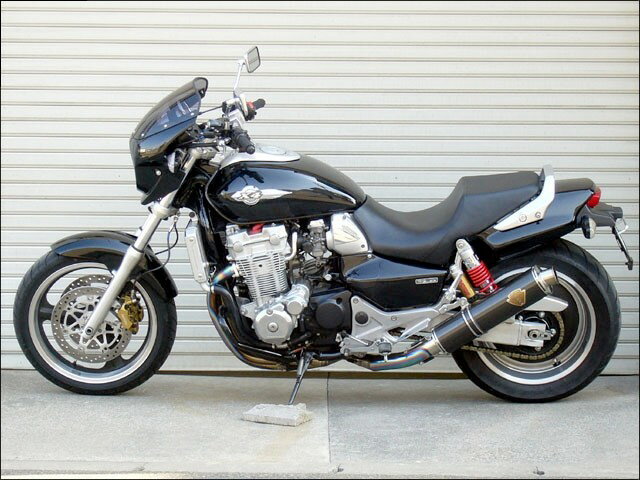 CHIC DESIGN シックデザイン ロードコメット2 X4 HONDA ホンダ ビキニカウル カウル関連 外装 スクリーンカラー：スモーク / カラー：フォースシルバーメタリック 3