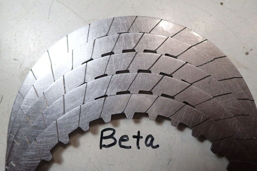 ��˼������� �����ܥ�������� ����å��ץ졼�ȥ��å� Evo Rev3 BETA �١��� ����¾����å����ץ�����佤���� ��ư��