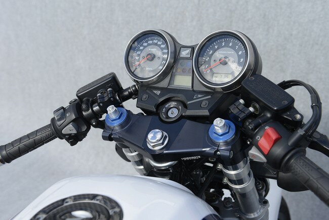 YAMAMOTO RACING ヤマモトレーシング トップブリッジ CB1300SF CB1300SB HONDA ホンダ ハンドル周辺パーツ ハンドル 2