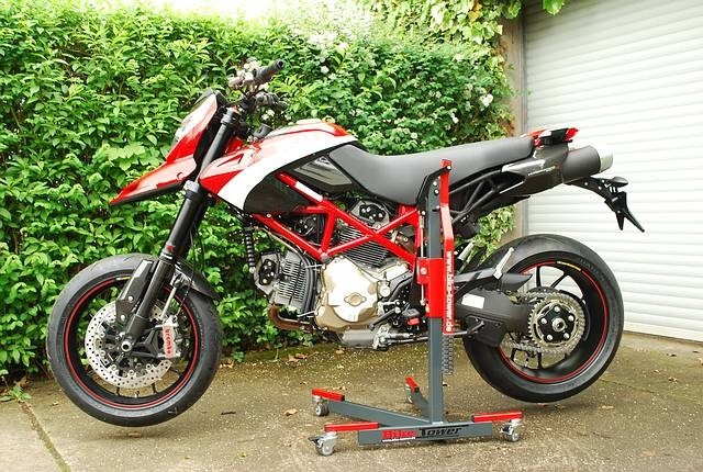 Bike Tower バイクタワー バイクタワースタンド Hypermotard 1100evo用 HYPERMOTARD[ハイパーモタード] 1100EVO HYPERMOTARD[ハイパーモタード] 1100EVO SP