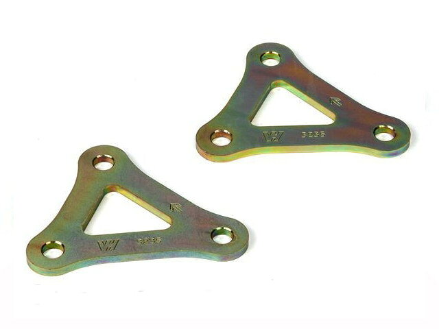■商品概要シート高35mm ダウン2トライアングルシステム■詳細説明車種によりその手法が異なりますがサスペンションリンケージかマウントを変更することによりローダウンします。ローダウンすることにより、フロントフォークの調整が必要になる場合があります。また、サイドスタンドは必要に応じて短くすることをお勧めいたします。車種やダウンする高さによっては、センタースタンドを取り外さなくてはいけない場合もあります。■注意点※取扱い説明書はすべて英語・その他外国語です。あらかじめご了承ください。※商品の多くは海外製品の為、取り付けに加工が必要な場合がございます。※画像はイメージです。掲載画像の取り付け車種、カラーなど、画像と異なる場合がございます。※撮影の都合上、他商品も画像に写っている場合がありますが表題の商品のみのお届けとなります。※メーカー都合により商品の仕様変更がある場合がございます。ご了承ください。■適合車種VFR1200X Crosstourer&ensp;VFR1200X Crosstourer 年式: 12-15&ensp;&ensp;備考: ※クッションアームプレート交換タイプ&ensp;VFR1200X Crosstourer 年式: 16-21&ensp;&ensp;備考: ※クッションアームプレート交換タイプ