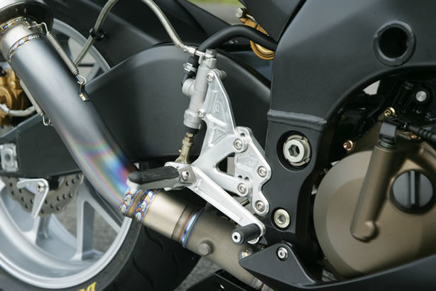 JB POWER(BITO R&D) JBパワー(ビトーR&D) ライディングステップキット ZX-10R KAWASAKI カワサキ バックステップ ステップ 足回り