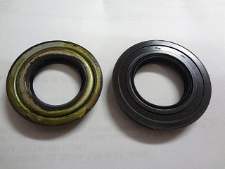 KN企画 ケイエヌキカク クランクシャフト左右 オイルシールセット 【国内生産OEM】 オイルシール エンジンパーツ エンジン