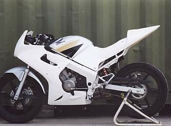 KDCサービス ケイディーシーサービス フルカウル CBR150R HONDA ホンダ